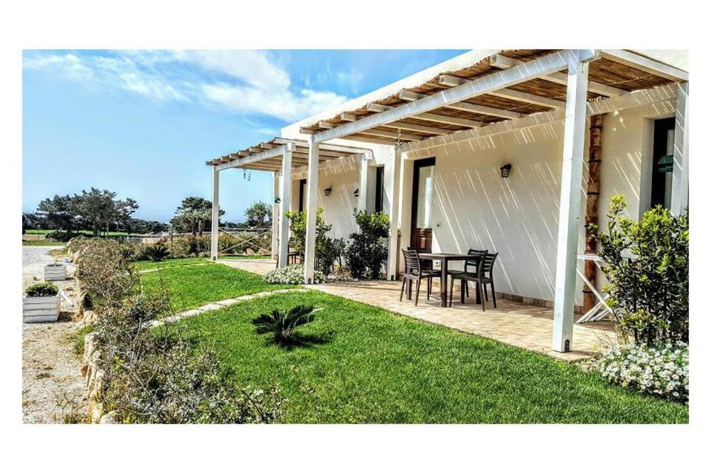 Casa Vacanze Senia Del Rais Favignana Exteriér fotografie